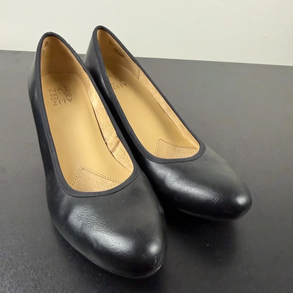 Naturalizer Naomi Pumps Women 9.5M Black Leather Block Heel Comfort Shoes Career